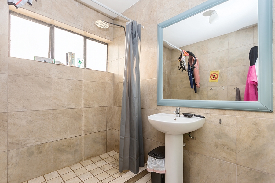 4 Bedroom Property for Sale in Beachfront Western Cape